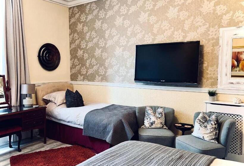 膳宿费 Ashleigh House