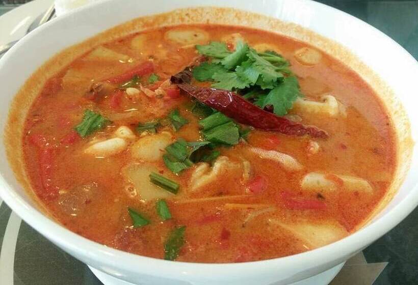 بنسيون Baan Peacock