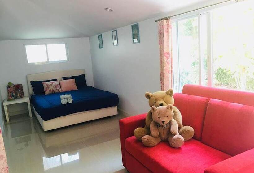 بنسيون Baan Peacock