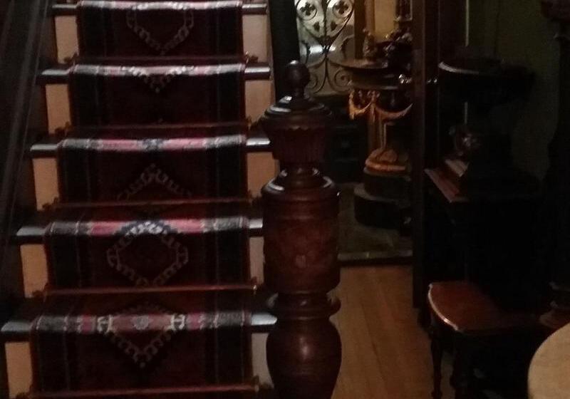 بنسيون Chelsea Mews Guest House All Male