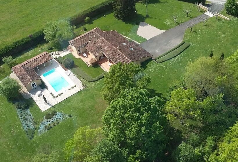 Пансион Gîtes La Bakénia