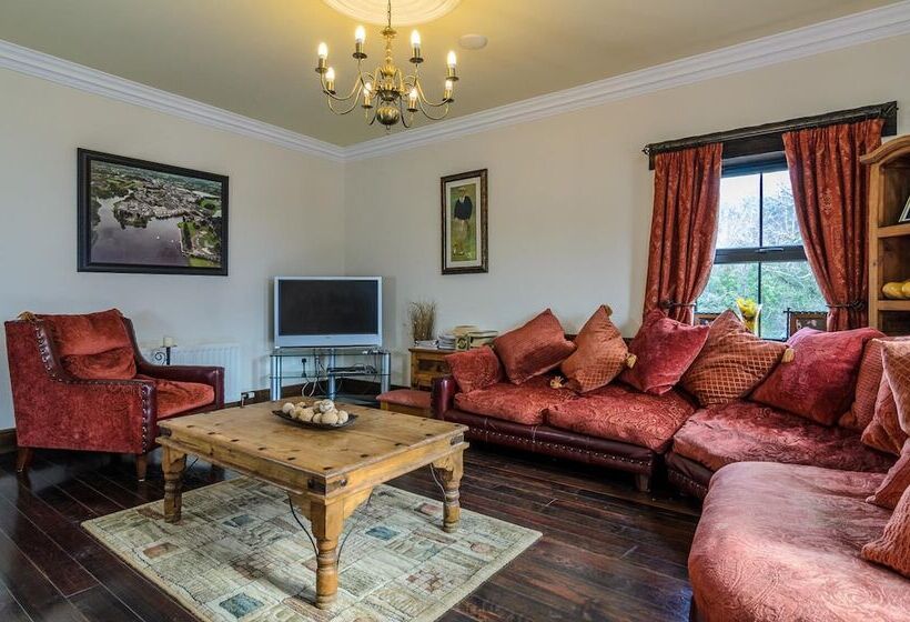 بنسيون Kesh Country Manor