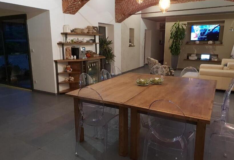 بنسيون La Cense Pierrot Des Princes