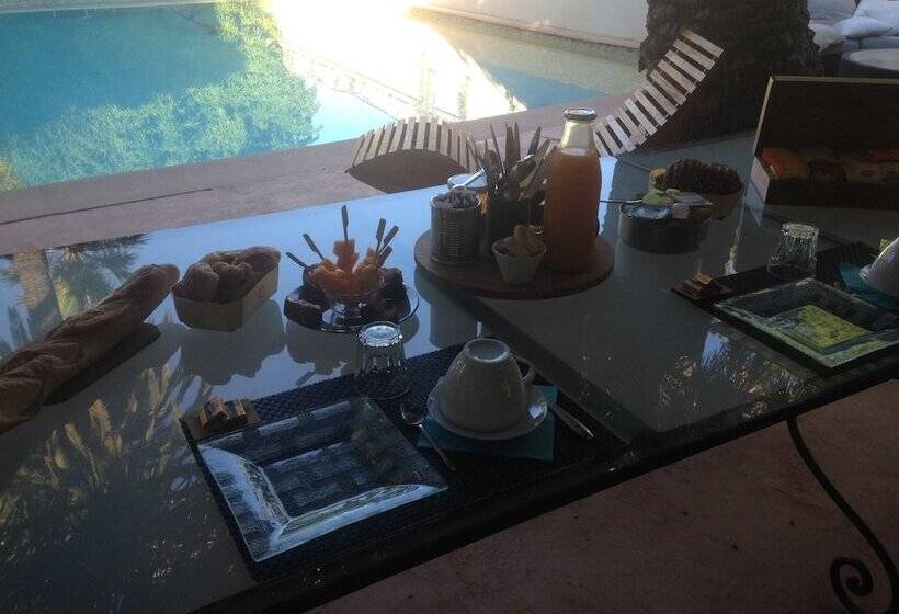 بنسيون La Mandarinette