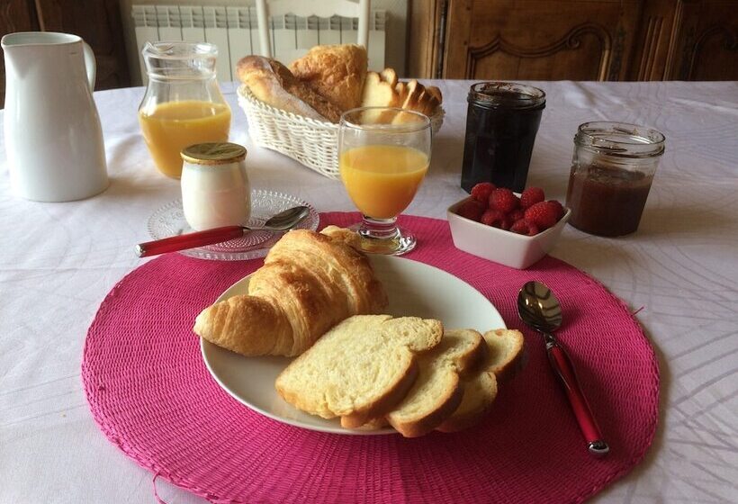 펜션 La Noisetiere