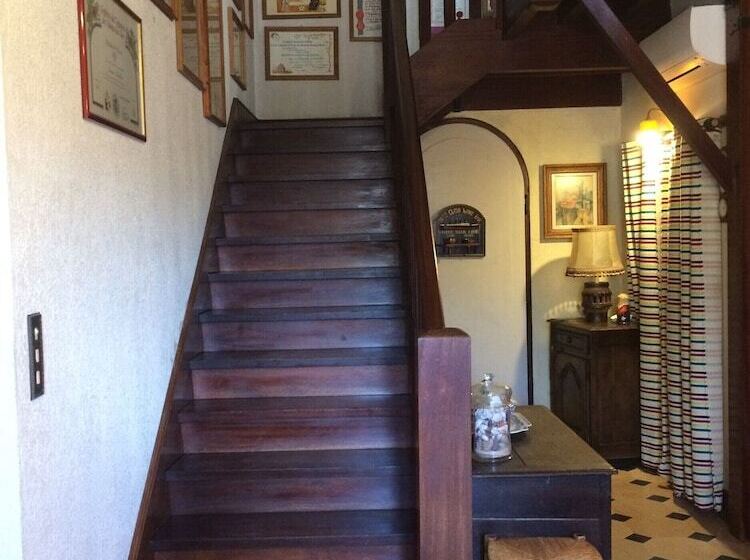 펜션 La Noisetiere