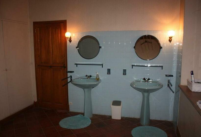 膳宿费 Presbytere De Jonquiere