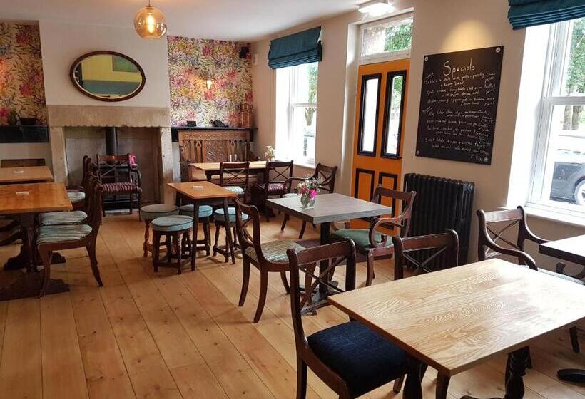 פנסיון The Railway