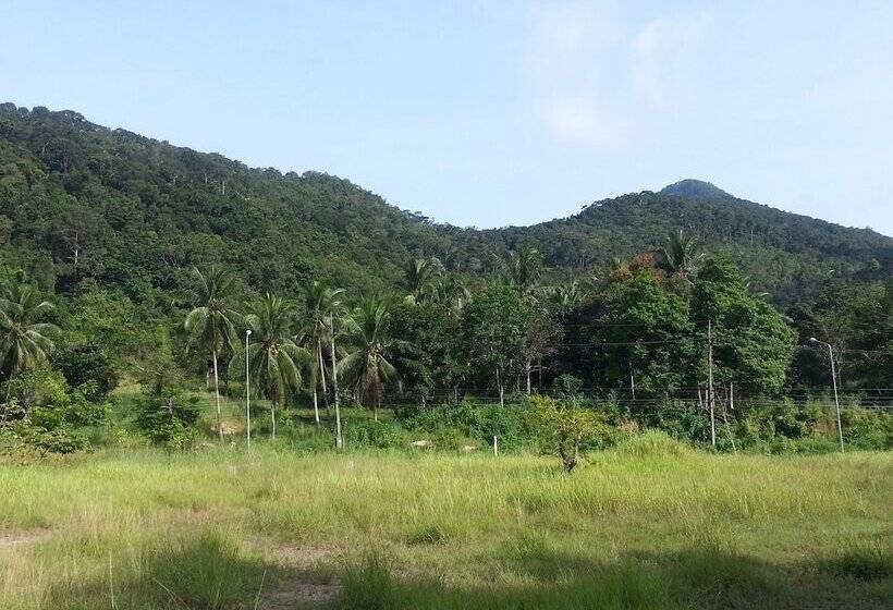 펜션 The Tree Madauwan