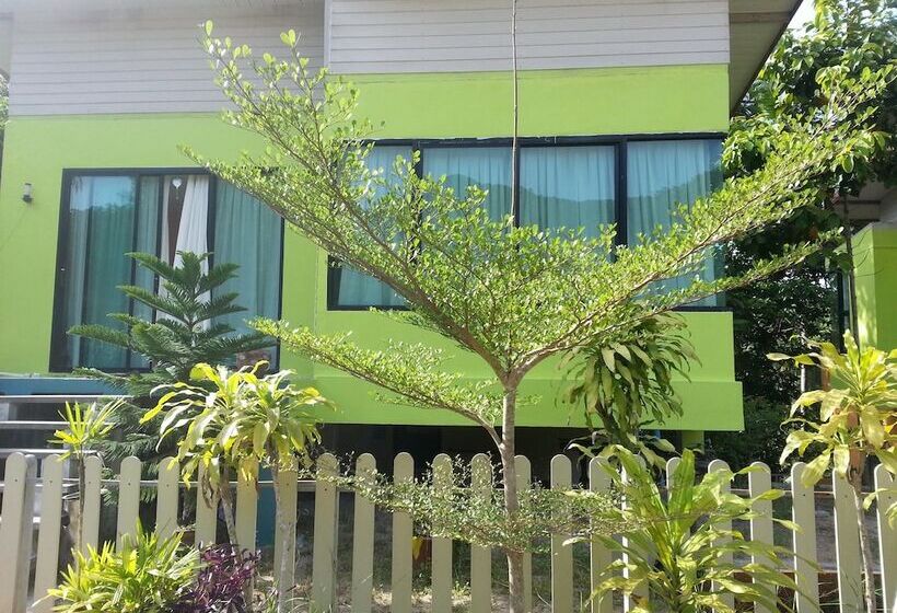 펜션 The Tree Madauwan