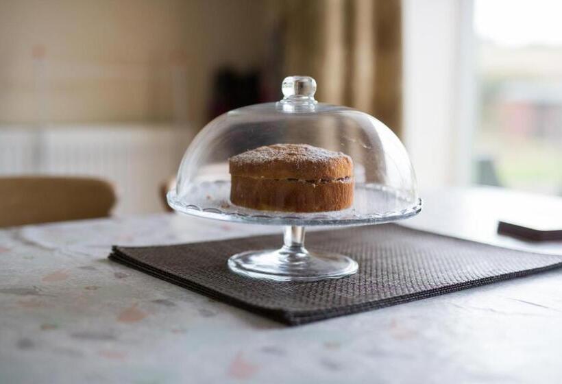 Riding Farm Cottages