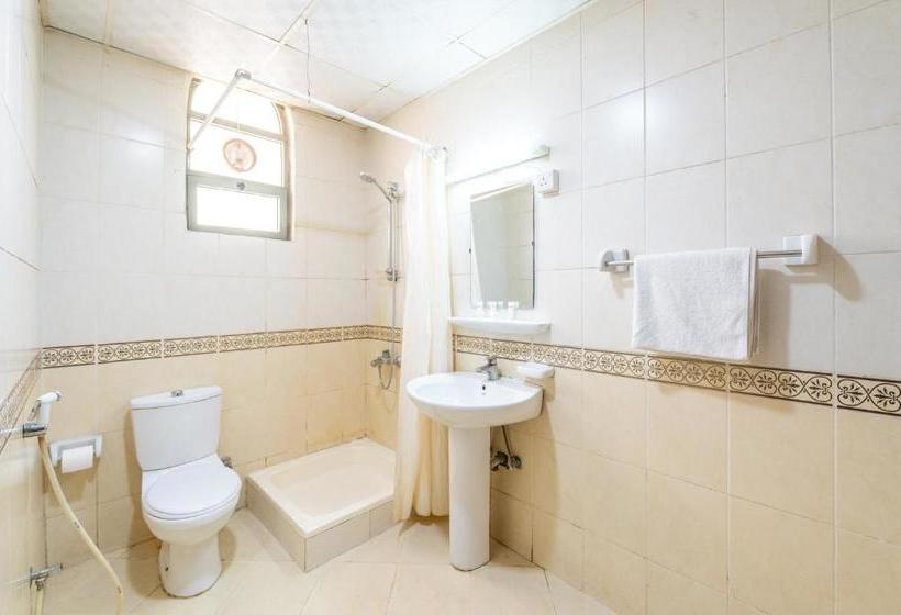 Al Reem Hotel Apartments