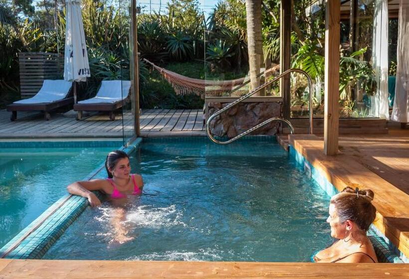 Aloe Village Aparthotel & Spa