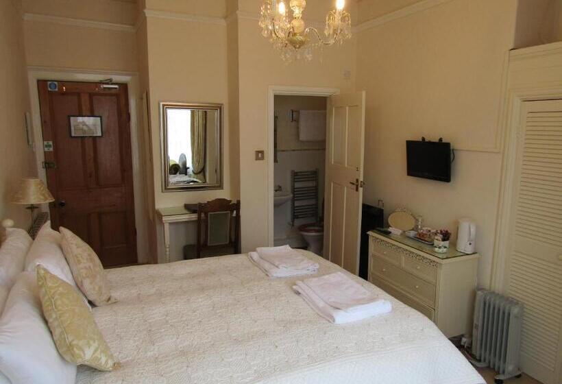 Bed and Breakfast Harringtons At 14