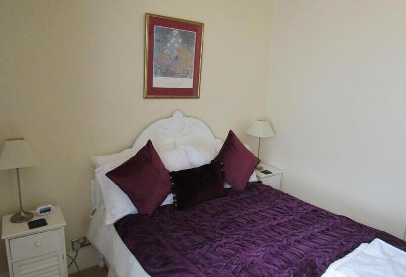 Bed and Breakfast Harringtons At 14