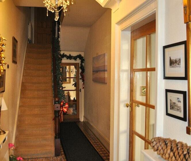 Bed and Breakfast Harringtons At 14