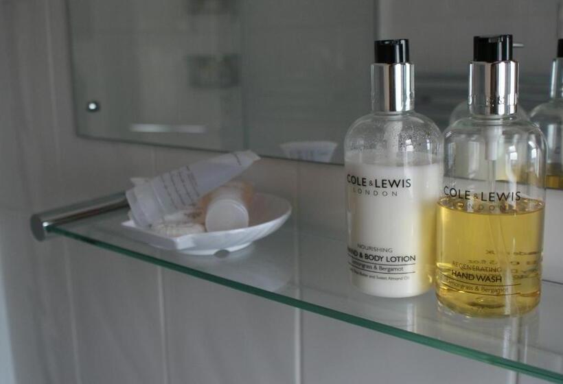 ベッドアンドブレックファースト Longmead House