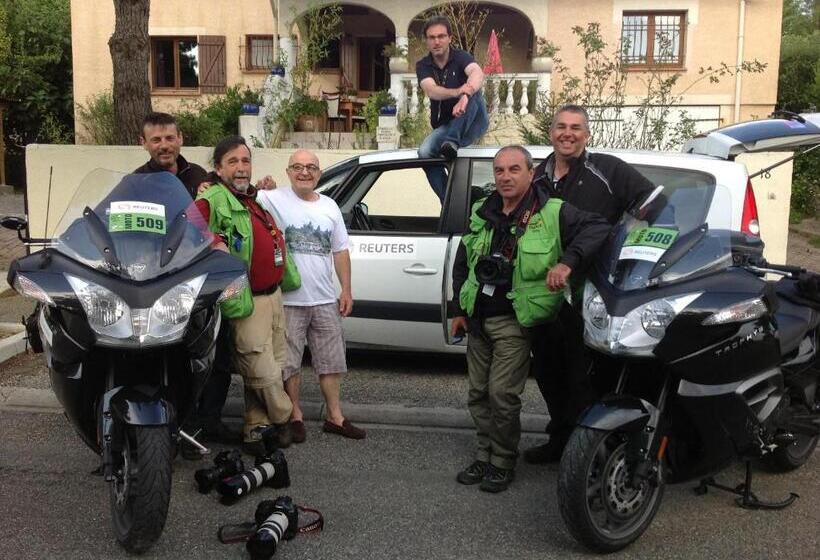 مبيت وإفطار Maison D Hôtes Le Beauséjour