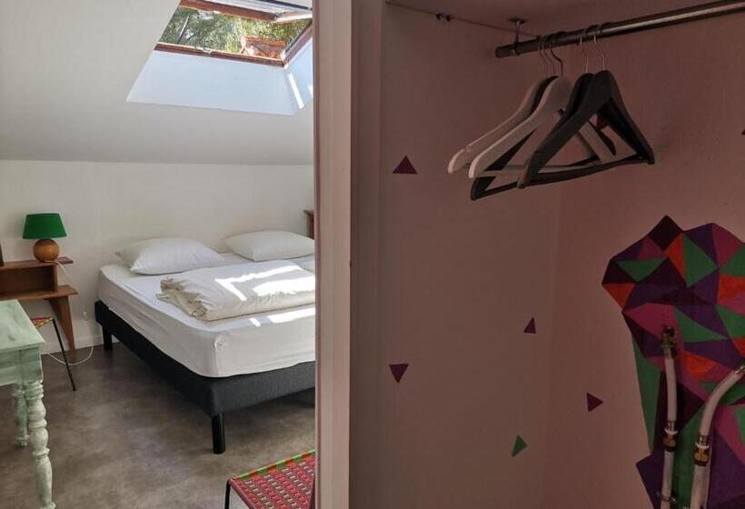 Cassis Hostel Les Heures Claires