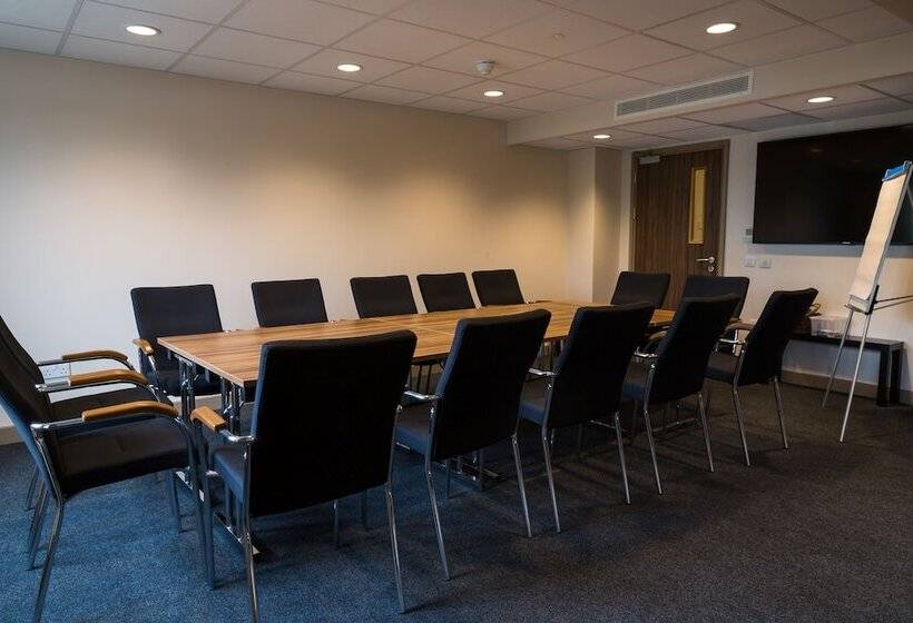 Crewe & Harpur, Derby By Marston S Inns