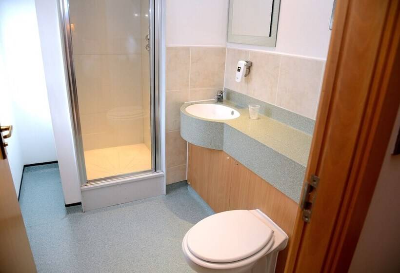 Crewe & Harpur, Derby By Marston S Inns