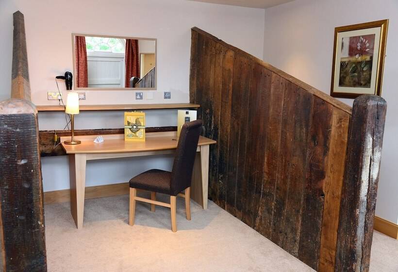 Crewe & Harpur, Derby By Marston S Inns