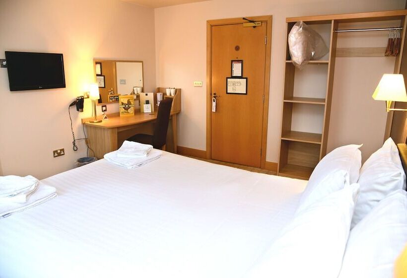 Crewe & Harpur, Derby By Marston S Inns