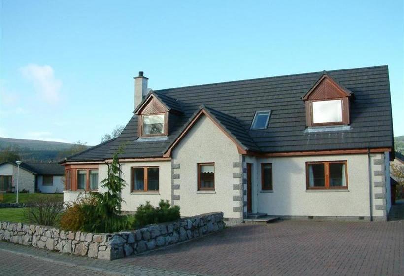 Craigmore Lodge, Aviemore. Highland Holiday Homes