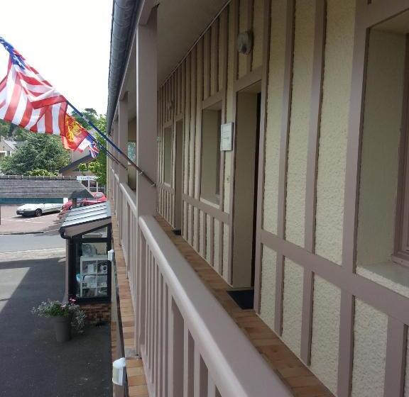 בית מלון כפרי L Ideal Le Mountbatten