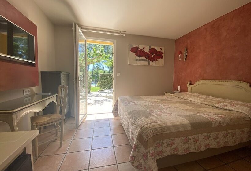 ホテル Les Sables D Ocre & Spa