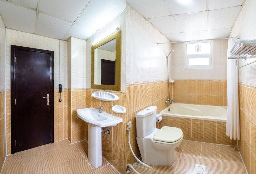 Mermaid Beach Hotel Llc