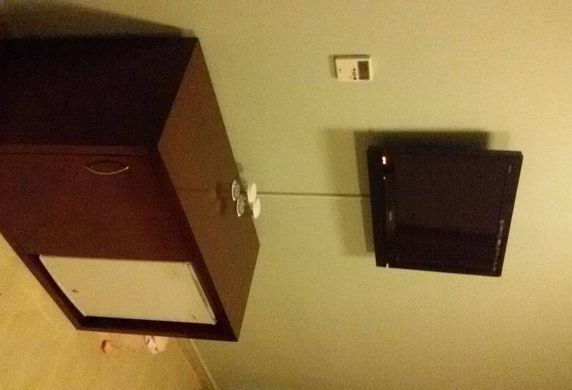 Mermaid Beach Hotel Llc