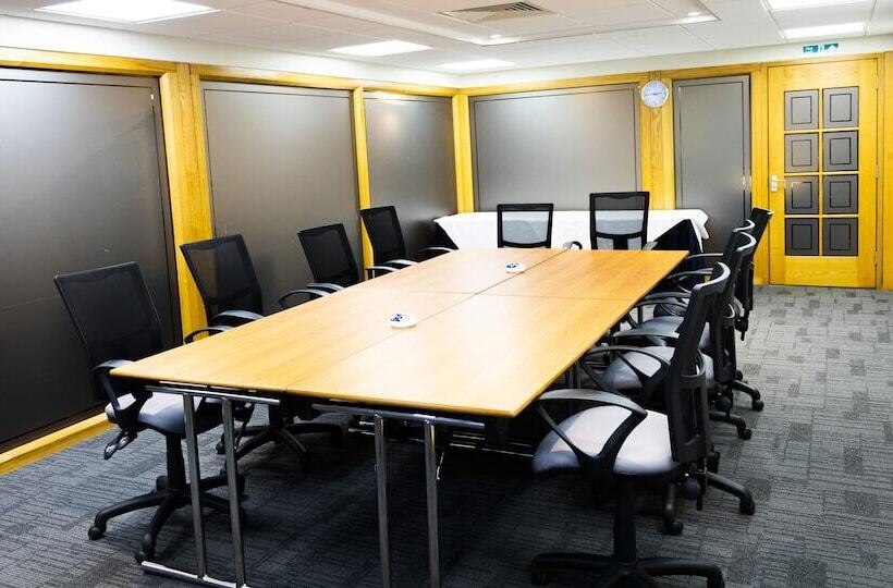 호텔 Mitchell Hall