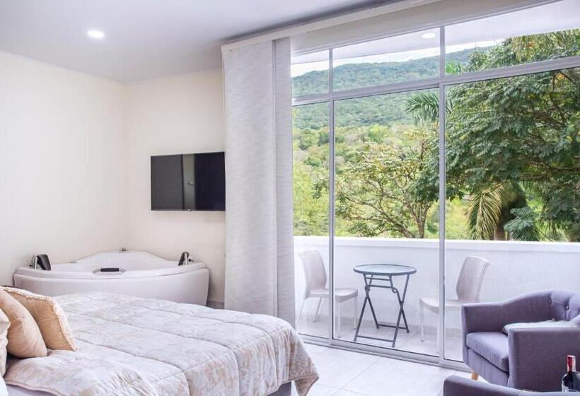 호텔 Posada Campestre San Gil