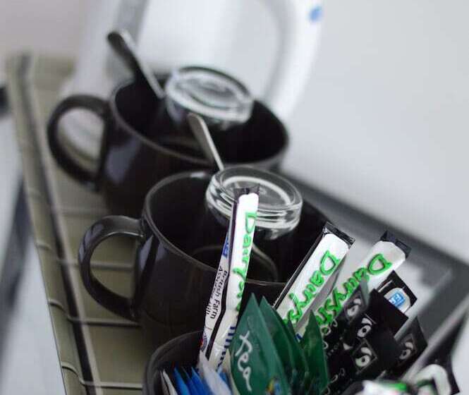 Отель Q8 Boutique