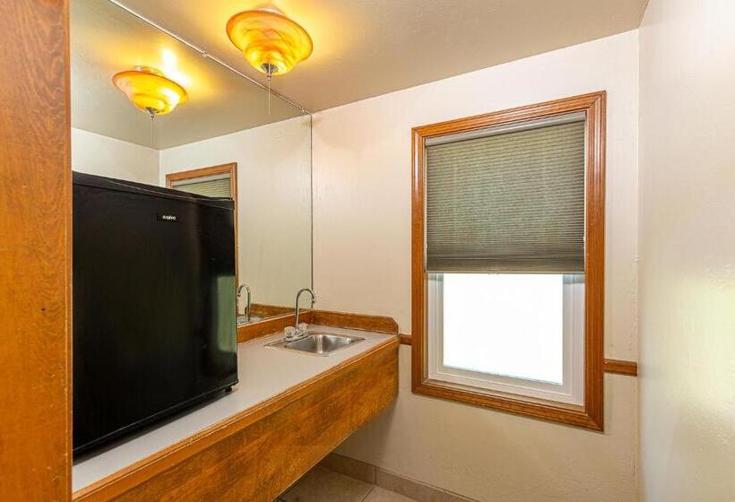 בית מלון כפרי River Rock Inn