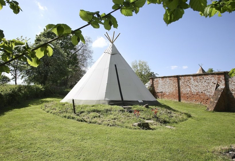 Сельский отель Talton Lodge Kitchen Garden & Barn
