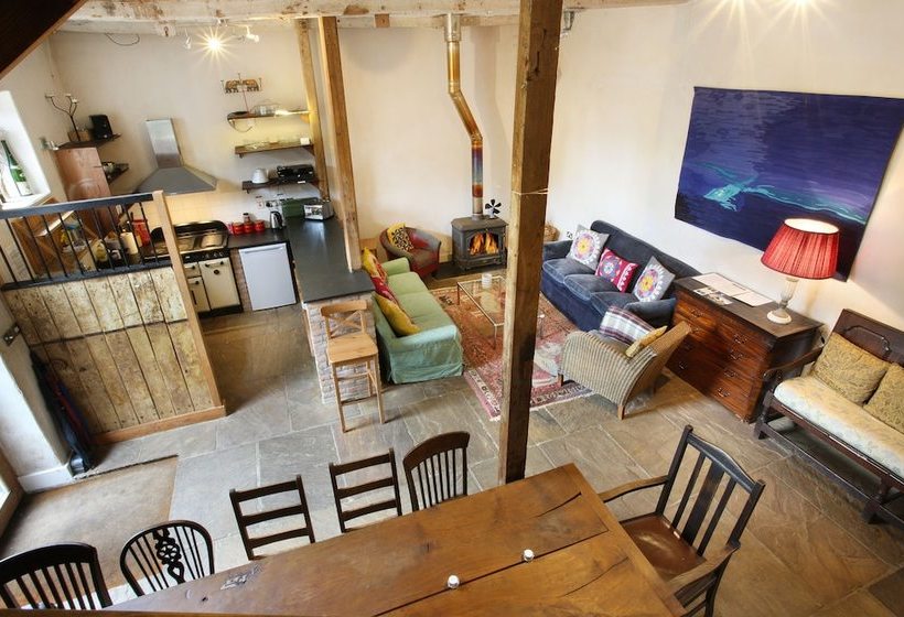 Сельский отель Talton Lodge Kitchen Garden & Barn