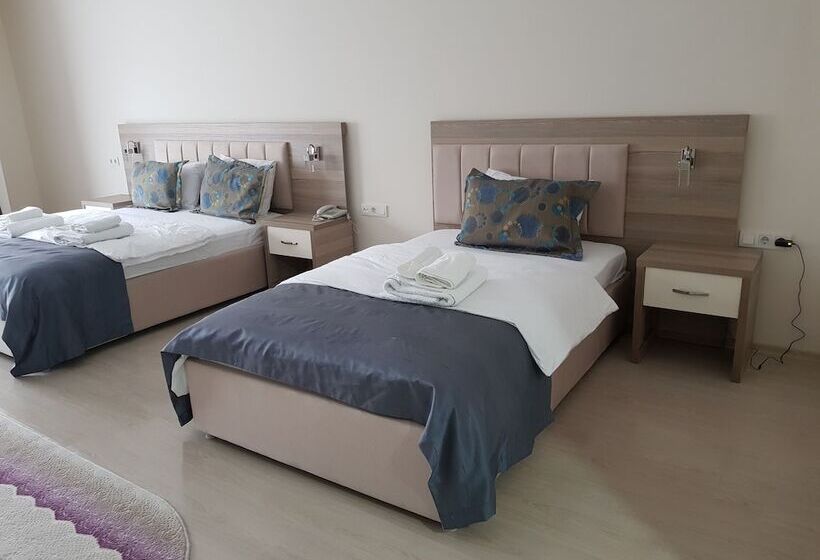 בית מלון כפרי Sale Resort