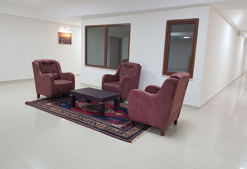 בית מלון כפרי Sale Resort