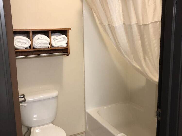 호텔 Shenandoah Inn & Suites