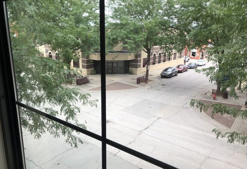 호텔 Shenandoah Inn & Suites