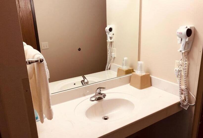 호텔 Shenandoah Inn & Suites