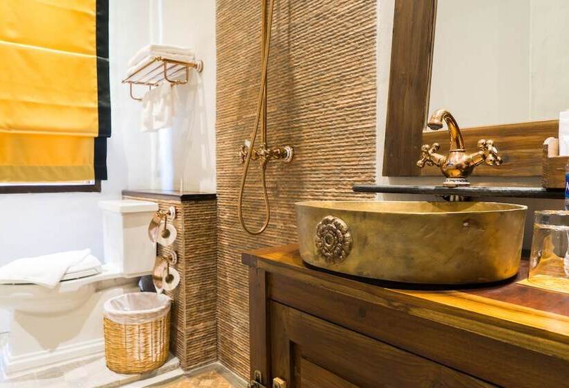 בית מלון כפרי Shinnabhura Historic Boutique