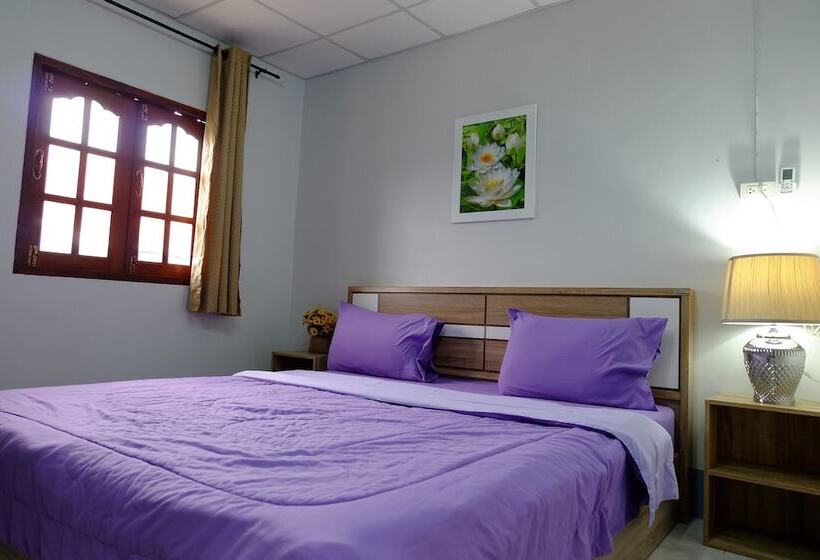 בית מלון כפרי Sirimongkol Resort