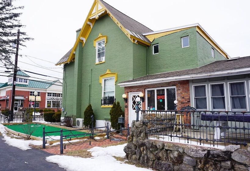 فندق Stay Saratoga