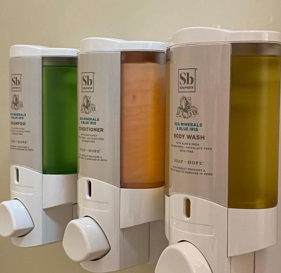 Отель The Longhorn Ranch Resort Lodge & Rv Park