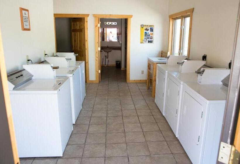 Отель The Longhorn Ranch Resort Lodge & Rv Park