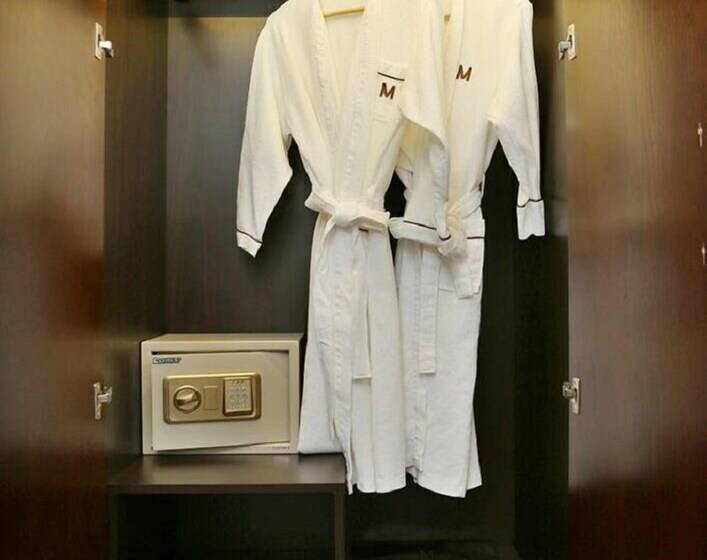 هتل The Mira Boutique