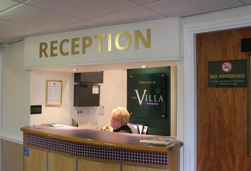 호텔 The Villa Express